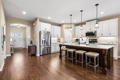 13687 Wildflower Way NE, Prior Lake, MN 55372 - Photo 4