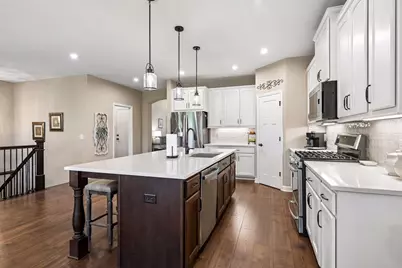 13687 Wildflower Way NE, Prior Lake, MN 55372 - Photo 6