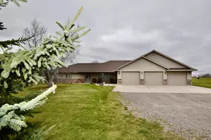 12221 85th Ave, Milaca, MN 56353 - Photo 2