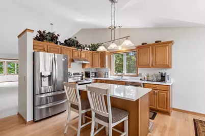 10327 165th Street W, Lakeville, MN 55044 - Photo 4