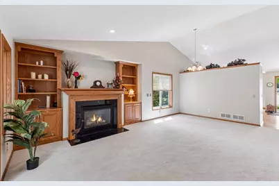 10327 165th Street W, Lakeville, MN 55044 - Photo 8