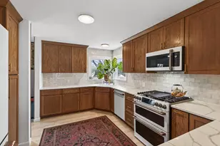 2672 Parkview Blvd, Robbinsdale, MN 55422 - Photo 10