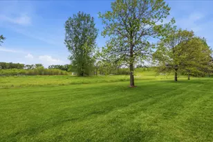 5792 Prairie Ridge Dr, Shoreview, MN 55126 - Photo 14