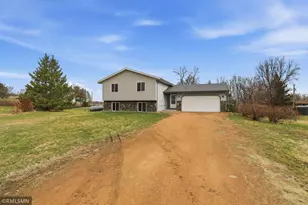496 Evergreen Meadow Ln SW, Montgomery, MN 56069 - Photo 2