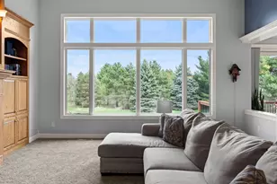 411 Emerald Ln, Mahtomedi, MN 55115 - Photo 8
