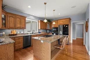 411 Emerald Ln, Mahtomedi, MN 55115 - Photo 22