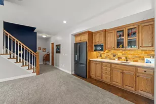 411 Emerald Ln, Mahtomedi, MN 55115 - Photo 50