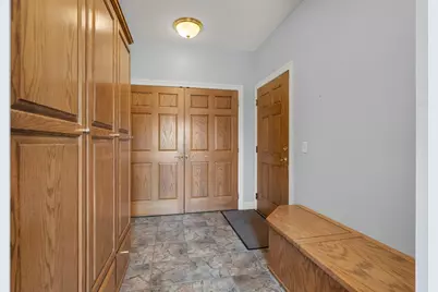 411 Emerald Lane, Mahtomedi, MN 55115 - Photo 38