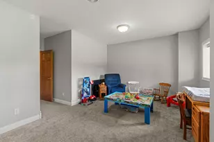 411 Emerald Ln, Mahtomedi, MN 55115 - Photo 58
