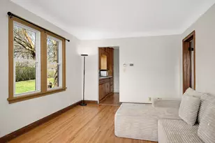 202 Park St W, South Saint Paul, MN 55075 - Photo 8