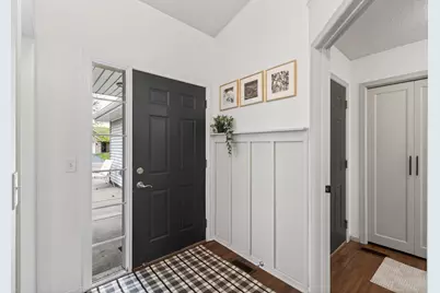 3816 93rd Avenue N, Brooklyn Park, MN 55443 - Photo 2