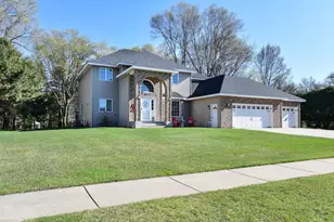 1903 25th St S, Saint Cloud, MN 56301 - Photo 2