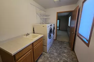 105 Park View Dr, Vergas, MN 56587 - Photo 18