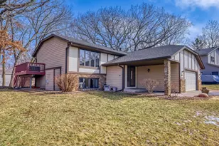 10185 Upper 178th St W, Lakeville, MN 55044 - Photo 2