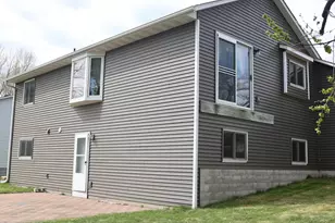 2180 N English St, Maplewood, MN 55109 - Photo 4