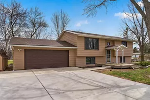 9032 Parell Cir NE, Otsego, MN 55330 - Photo 2