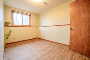 608 27th Ave SW, Willmar, MN 56201 - Photo 18