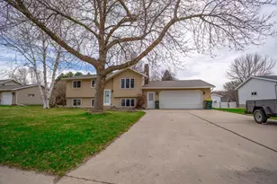 608 27th Ave SW, Willmar, MN 56201 - Photo 28