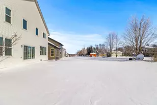 2087 Brookview St, Shakopee, MN 55379 - Photo 36