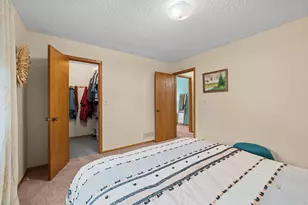 2581 Henslow Ave N, Oakdale, MN 55128 - Photo 12