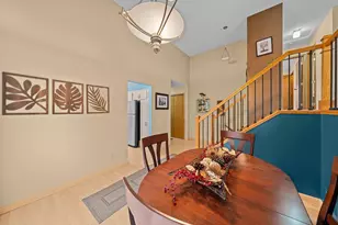 2581 Henslow Ave N, Oakdale, MN 55128 - Photo 8