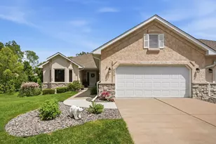 2579 Parkview Ct, White Bear Lake, MN 55110 - Photo 20