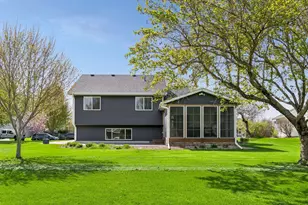 1274 Parkside Ln, Waconia, MN 55387 - Photo 8
