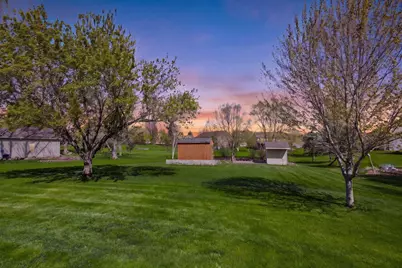 1274 Parkside Lane, Waconia, MN 55387 - Photo 4