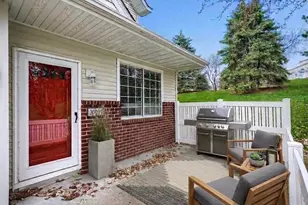 3001 Juniper Ln, Woodbury, MN 55125 - Photo 2