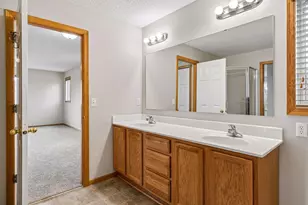 3200 Juniper Cir, Woodbury, MN 55125 - Photo 34