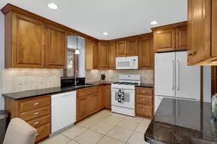 8175 137th St W, Apple Valley, MN 55124 - Photo 8