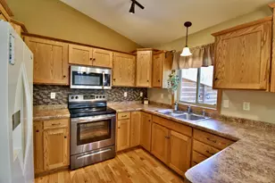 1502 17th St S, Sartell, MN 56377 - Photo 8