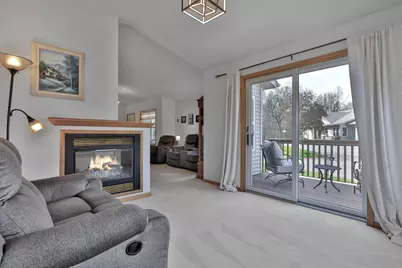180 Wedgewood Drive, Mahtomedi, MN 55115 - Photo 10