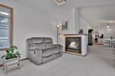180 Wedgewood Drive, Mahtomedi, MN 55115 - Photo 12