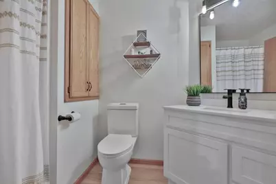 180 Wedgewood Drive, Mahtomedi, MN 55115 - Photo 16