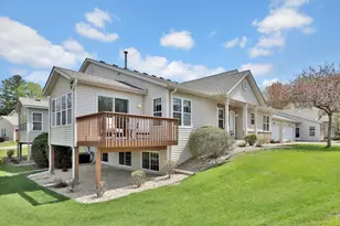 180 Wedgewood Dr, Mahtomedi, MN 55115 - Photo 28