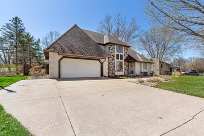 600 River Ridge Road, River Falls, WI 54022 - Photo 2