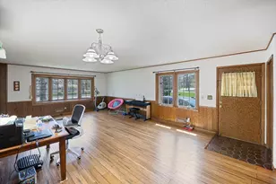 1436 E Old Shakopee Rd, Bloomington, MN 55425 - Photo 10