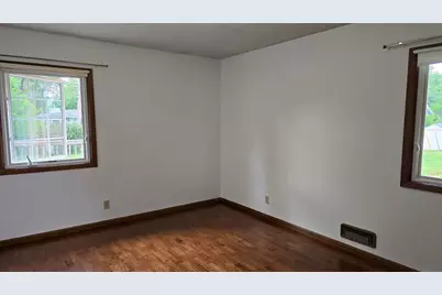 1436 E Old Shakopee Road, Bloomington, MN 55425 - Photo 14