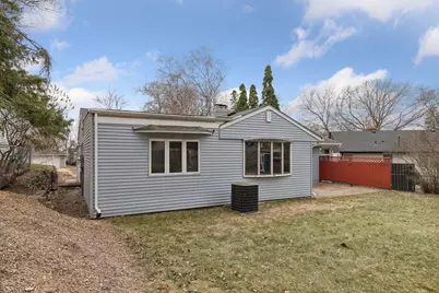 1947 Yorkshire Court, Saint Paul, MN 55116 - Photo 44