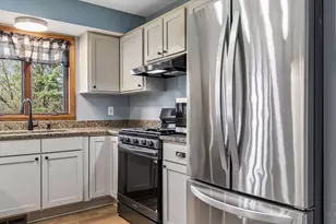 17082 Hamilton Dr, Lakeville, MN 55044 - Photo 10