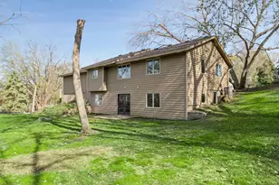 17082 Hamilton Dr, Lakeville, MN 55044 - Photo 32