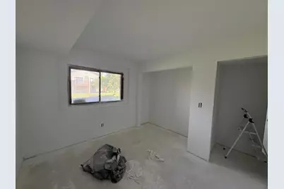3826 Goodwin Avenue N, Oakdale, MN 55128 - Photo 8