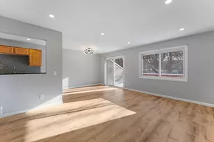 12318 Oak Leaf Ct, Burnsville, MN 55337 - Photo 4