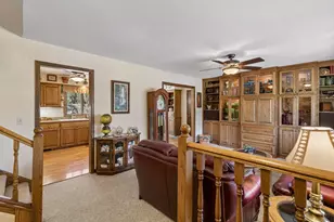 1735 Hickory Hill Dr, Eagan, MN 55122 - Photo 4
