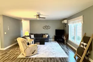 204 11th St SW, Roseau, MN 56751 - Photo 6