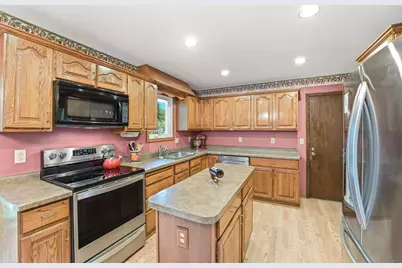 5856 139th Street W, Apple Valley, MN 55124 - Photo 8