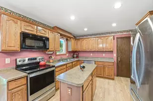 5856 139th St W, Apple Valley, MN 55124 - Photo 8