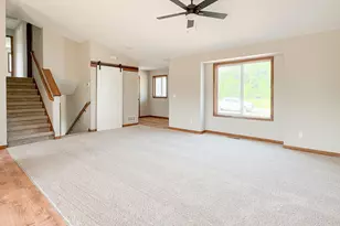 4658 9th St NE, Saint Cloud, MN 56304 - Photo 4