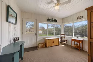 136 N Park Ln, Le Sueur, MN 56058 - Photo 14